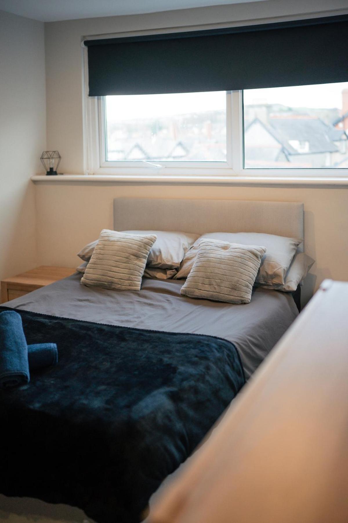 Modern 5 Bedroom Terraced Luxurious House Colwyn Bay Extérieur photo