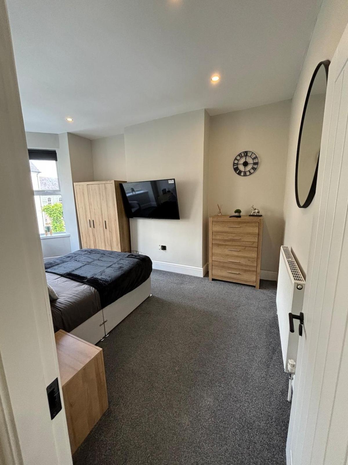 Modern 5 Bedroom Terraced Luxurious House Colwyn Bay Extérieur photo