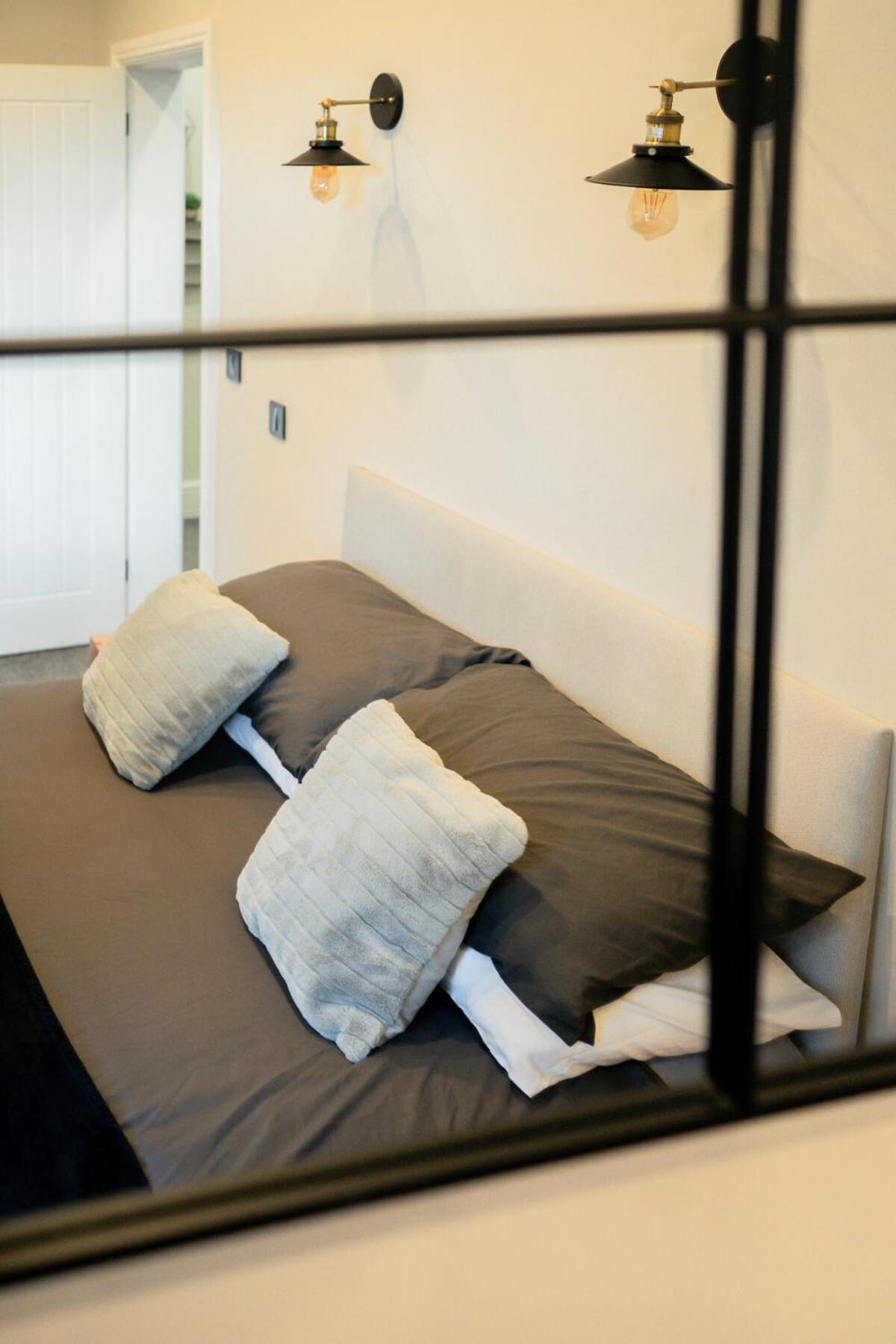 Modern 5 Bedroom Terraced Luxurious House Colwyn Bay Extérieur photo